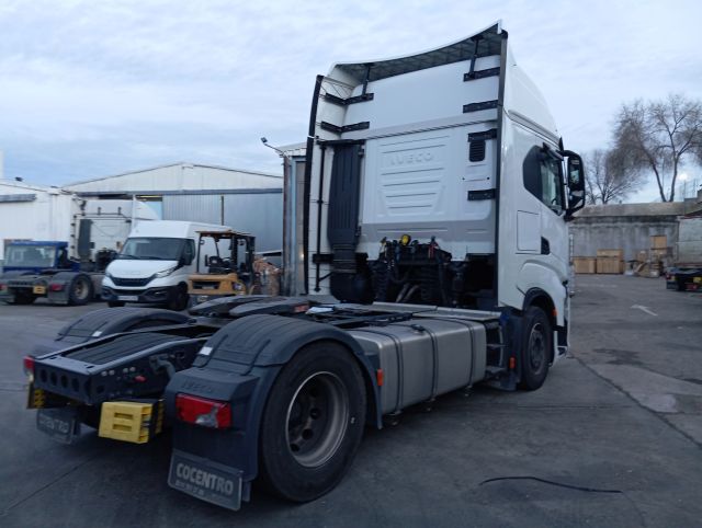 IVECO AS440S51